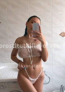 Фото проститутки Юля №3